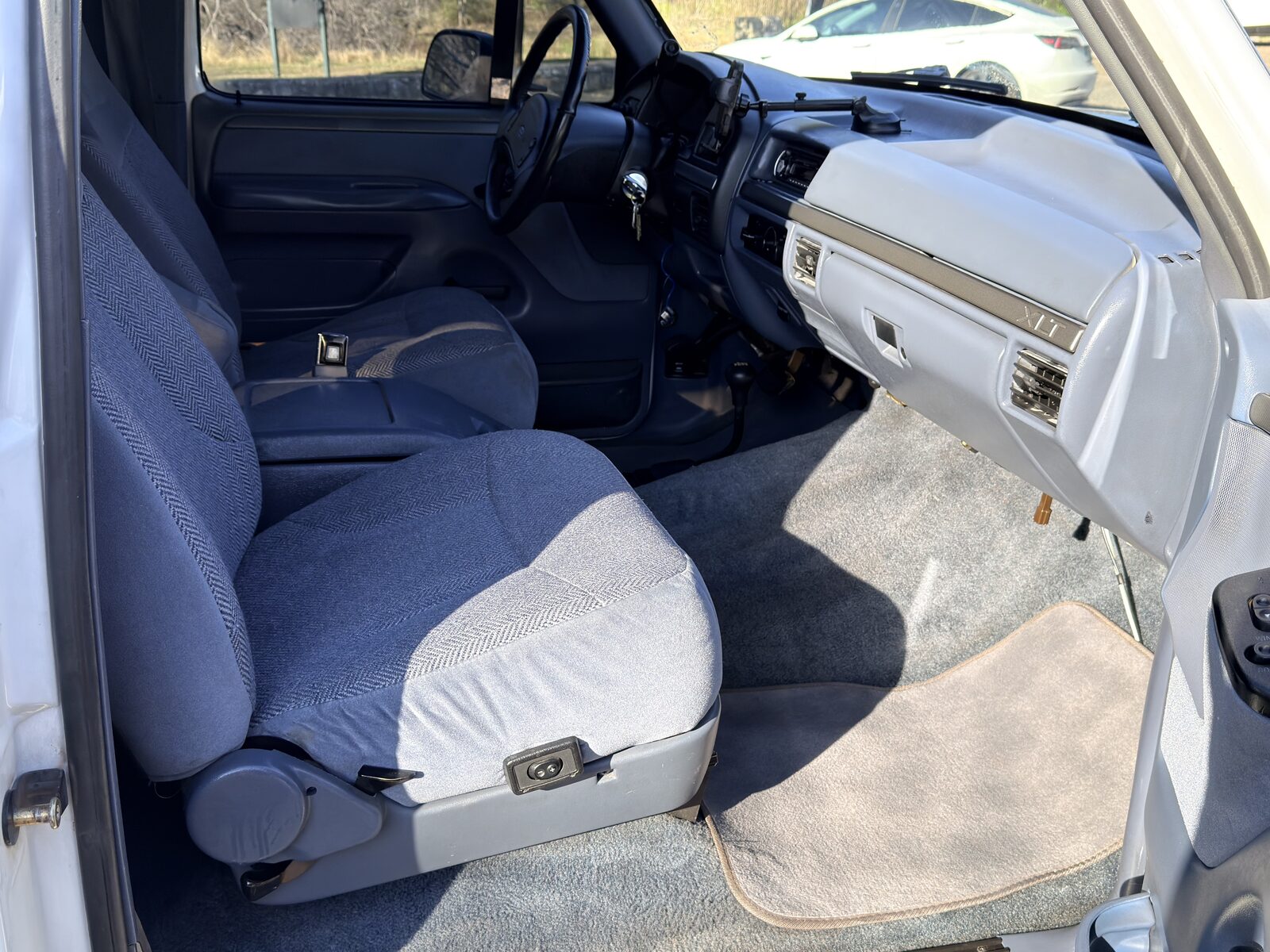 Front Seats - Driver View